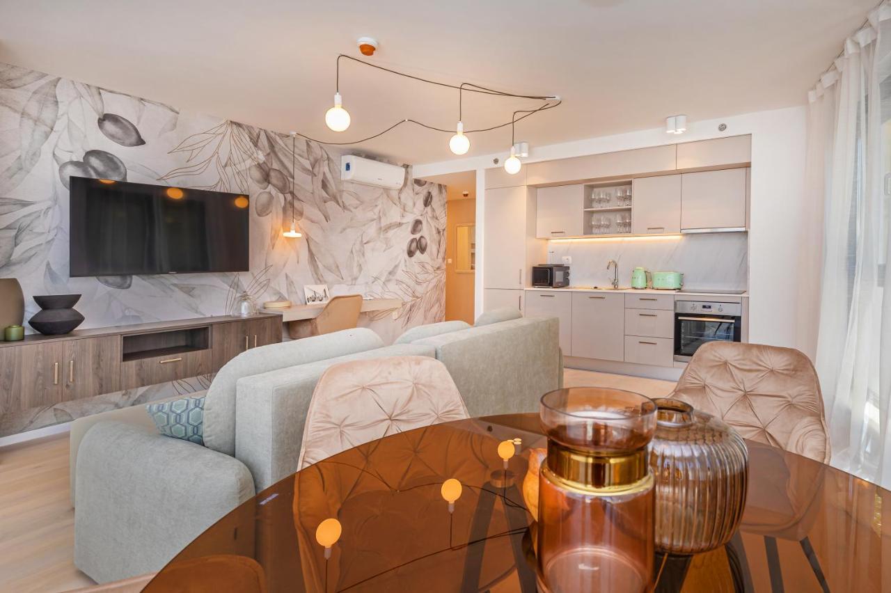Sunny Lol Port Apartments In The City Centre دوبروفينك المظهر الخارجي الصورة